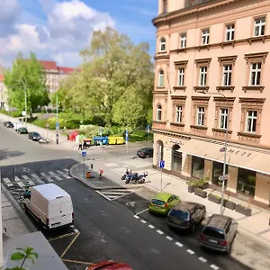 Karlin Cozy Praha