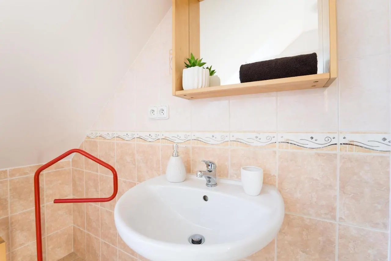 Jane'S Charming Apartment Praha